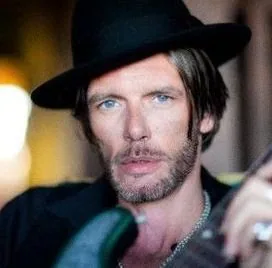 Charlie Sexton — foto 1