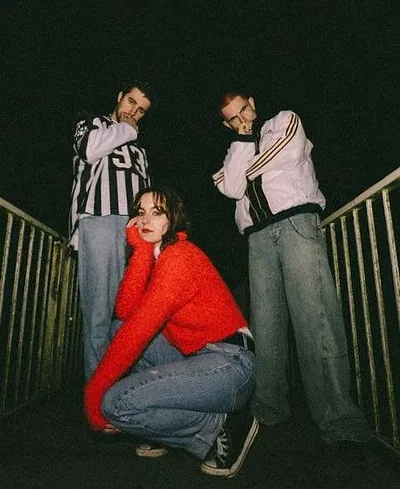 SNAYX — foto 1