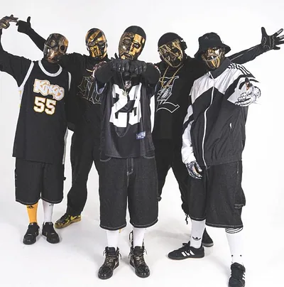 BLACKGOLD — foto 2