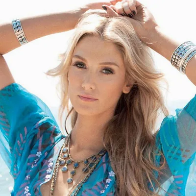 Delta Goodrem — photo 3