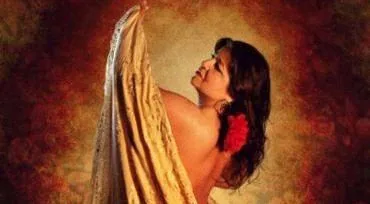 DESNUDA — background image