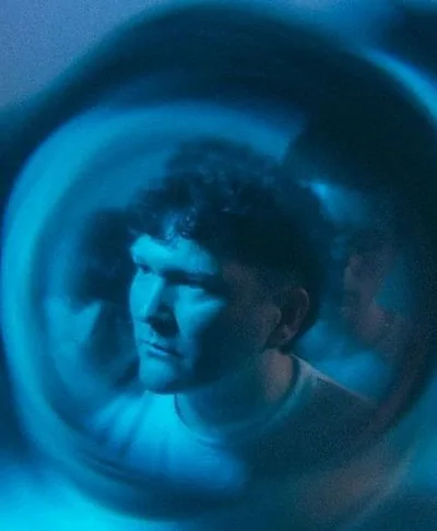 Pale Blue Eyes — photo 1