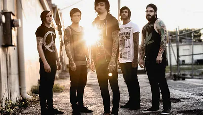 Like Moths to Flames — foto 3