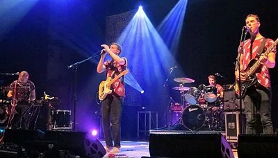 Django Django — photo 3