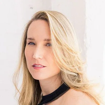 Sarah McKenzie — photo 1