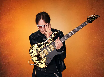Steve Vai — photo 1