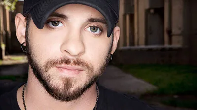 Brantley Gilbert — photo 2