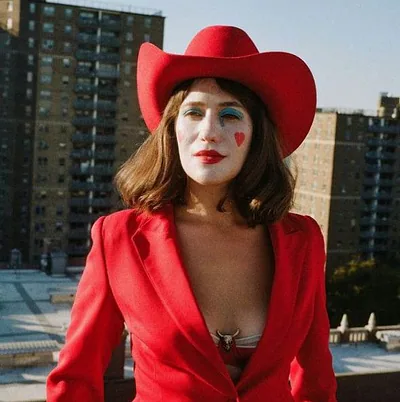 Lola Kirke — foto 1