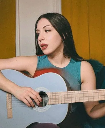 Martina DaSilva — foto 1