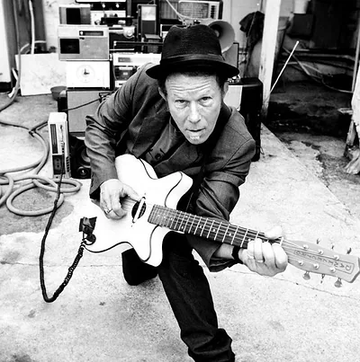 TOM WAITS — photo 6