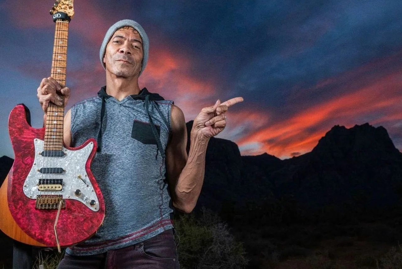 Greg Howe · Poppodium Boerderij, Zoetermeer · zo 23 mei 2027