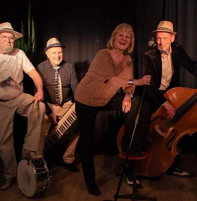 Moonglow Jazz — foto 1