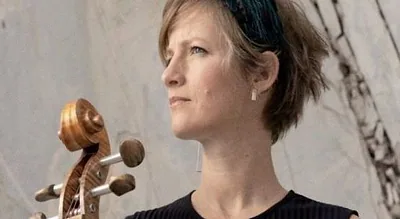 Naomi Berril Trio — foto 1