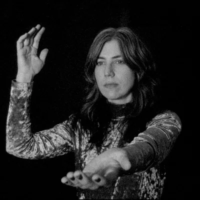 Julia Holter — foto 1