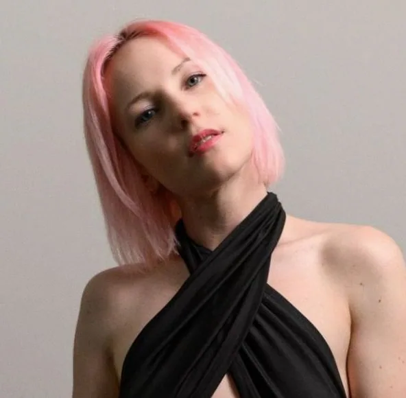 Sylvie Miles