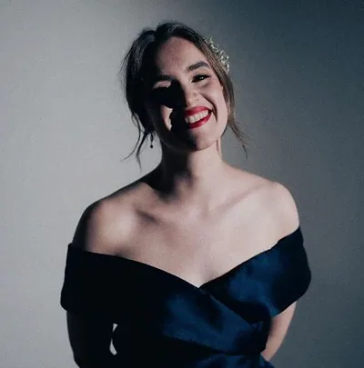 Helen Charlston — foto 1