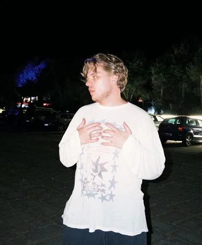 Liam Palmer — foto 1