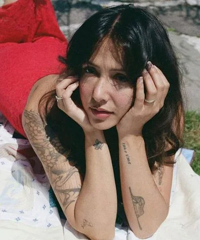 Biita Houdei — foto 1