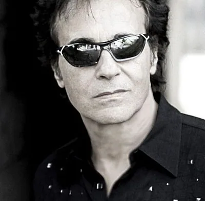 F.R. David — foto 1