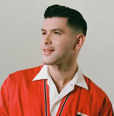 Aaron Frazer — foto 2