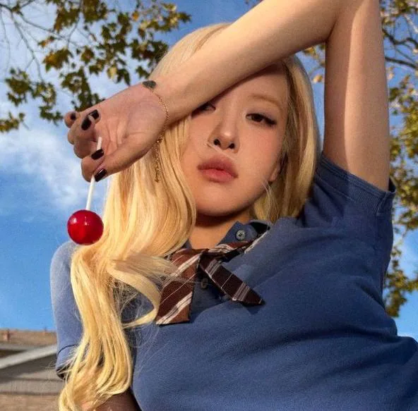 ROSÉ