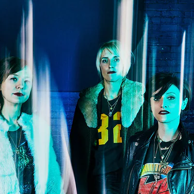 Ex Hex — foto 1
