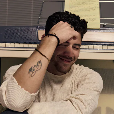 Nick Jonas — photo 1