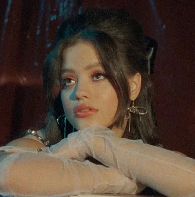 Sarah Jeffery — photo 2