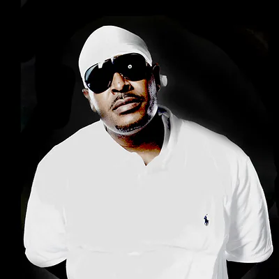 Sheek Louch — foto 1
