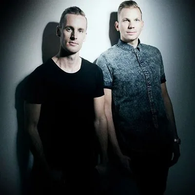 D-Block & S-Te-Fan — foto 1