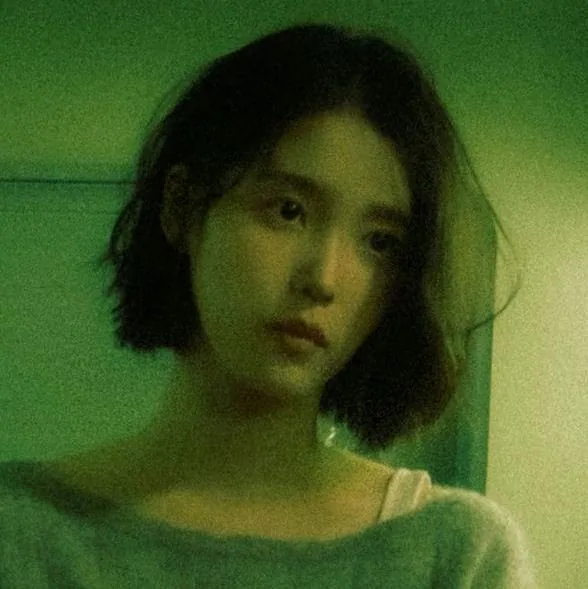 IU