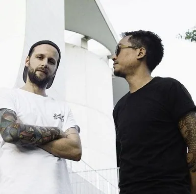 Chopstick & Johnjon — foto 1