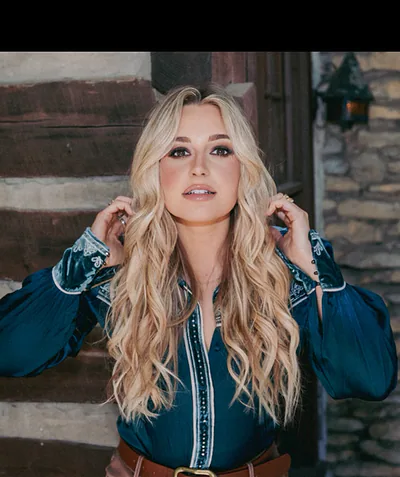 Erin Kinsey — foto 1
