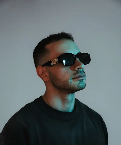 Arman John — foto 1