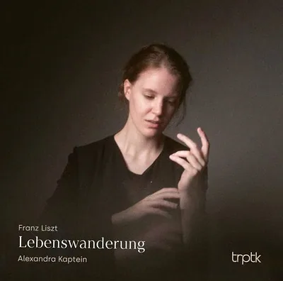Alexandra Kaptein — photo 1