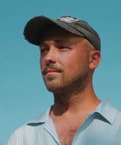 Jim Jonathan — photo 1