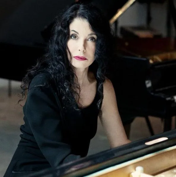 Marielle Labèque