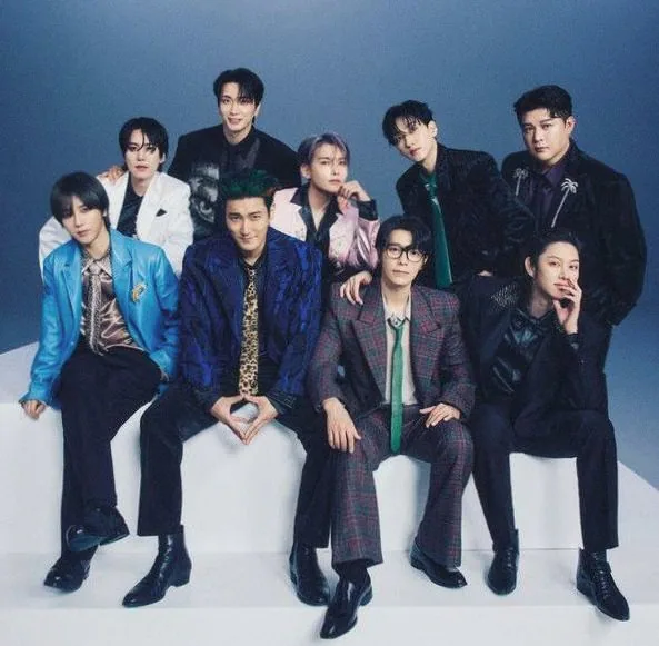 SUPER JUNIOR