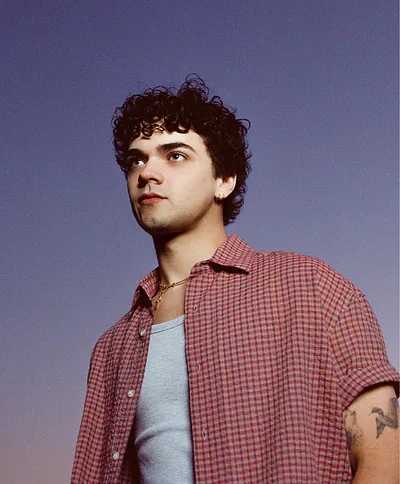 Alexander Stewart — foto 1