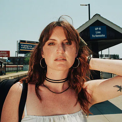 Katie Gavin — foto 1