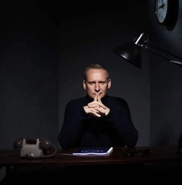 Paul Hartnoll — background image