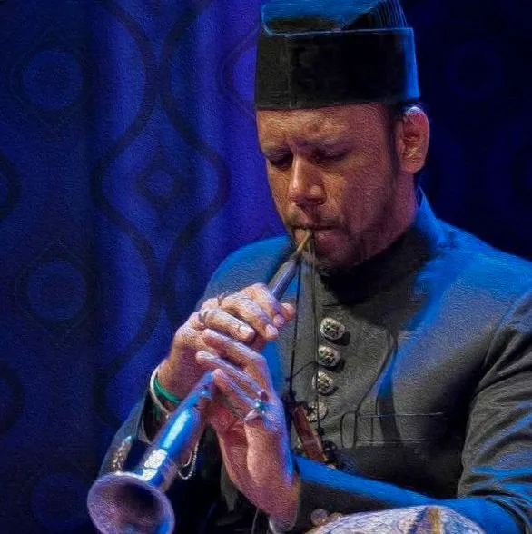 Ustad Hassan Haider Khan — achtergrondafbeelding