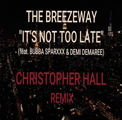 Christopher Hall — foto 2
