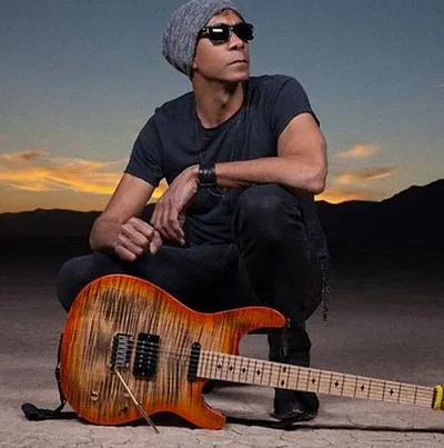 Greg Howe — foto 1
