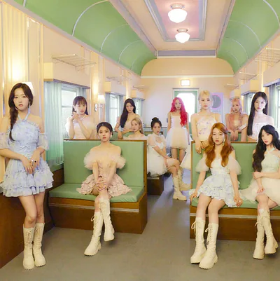 이달의 소녀 LOONA — foto 1