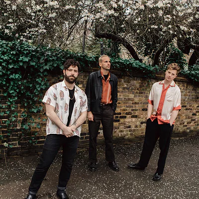 Foals — foto 1
