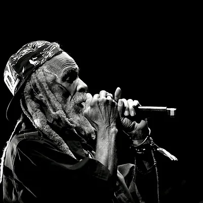 Cedric Myton — photo 1