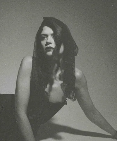 Suzy V — foto 1
