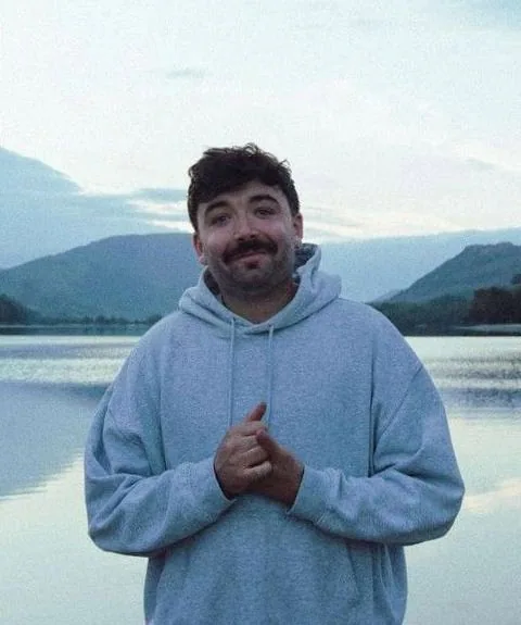 Oscar Blue
