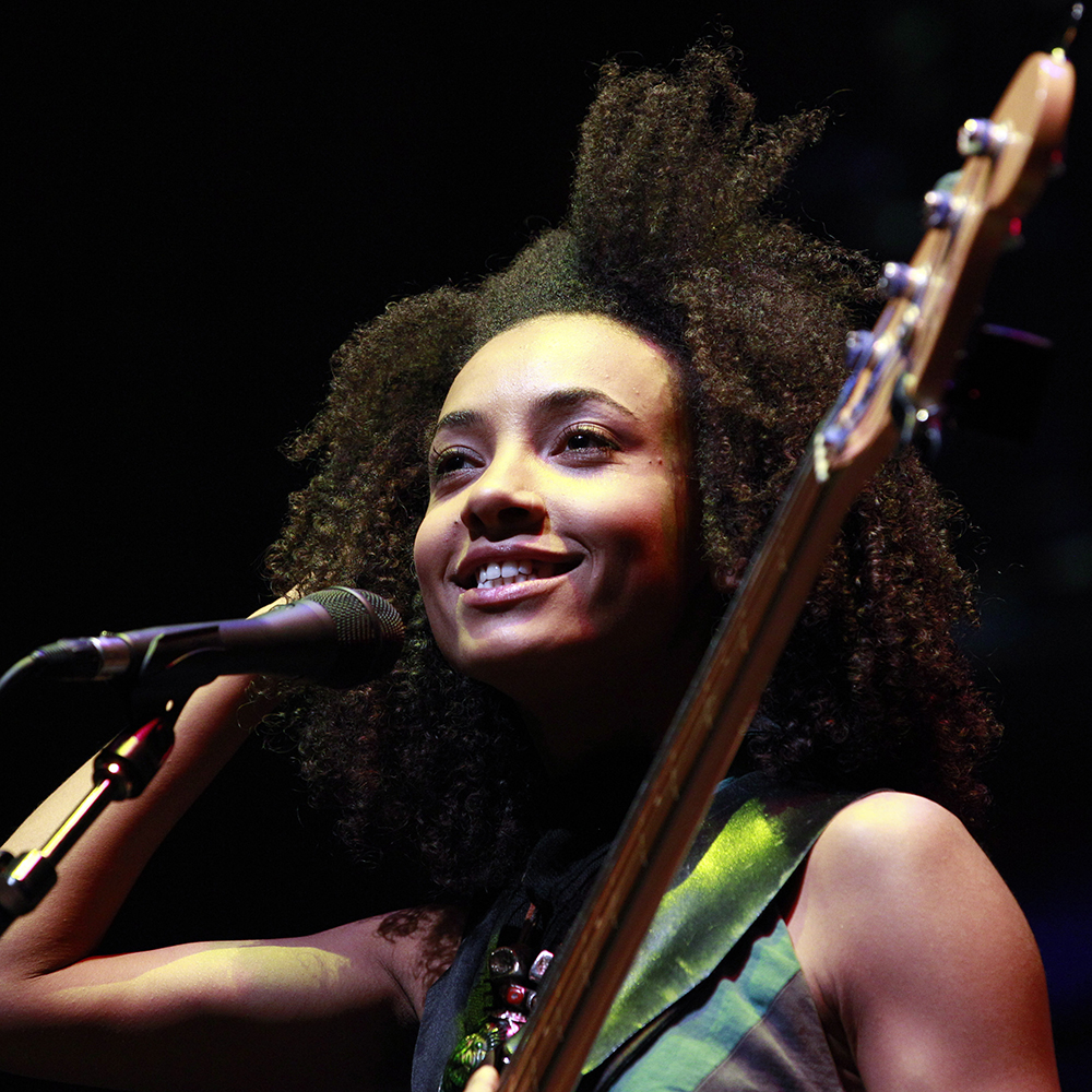Esperanza Spalding — photo 4